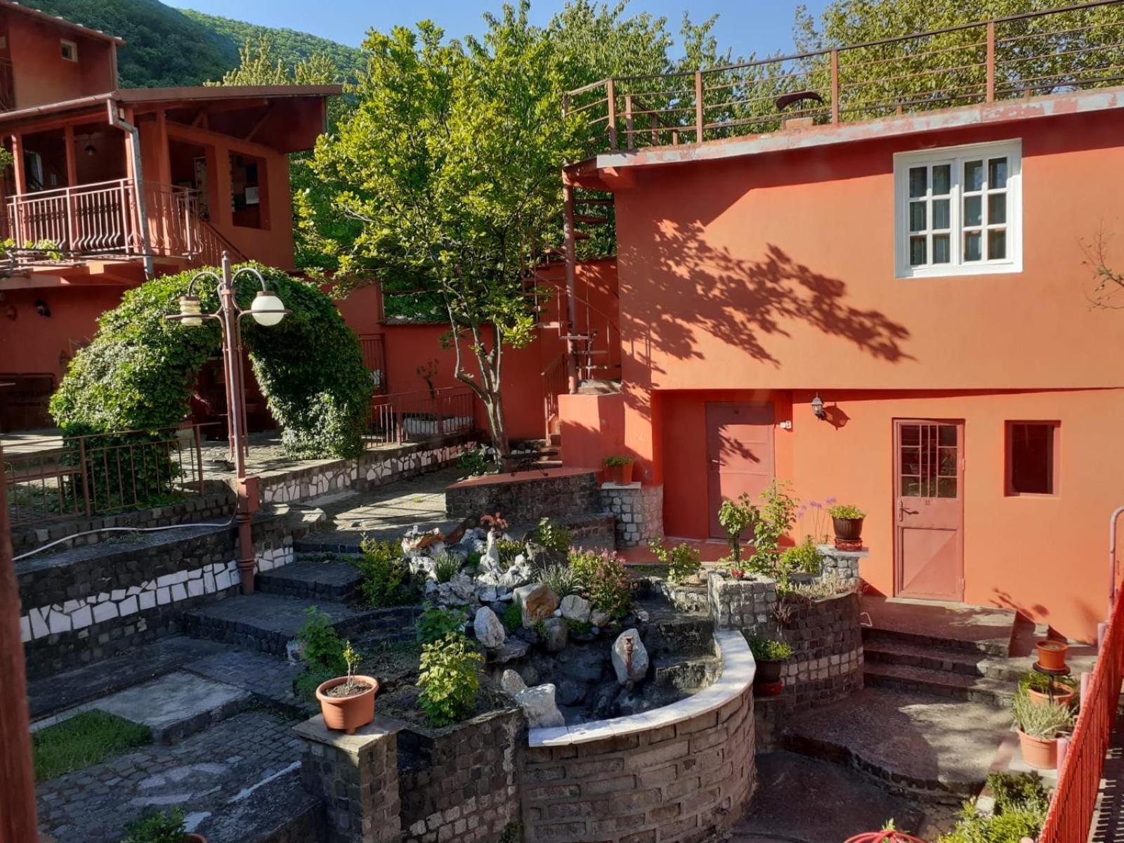 Pensiunea Belladonna Băile Herculane Exterior photo